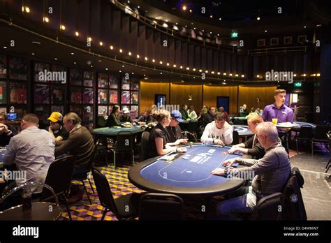 Isle Casino Sala De Poker Horas