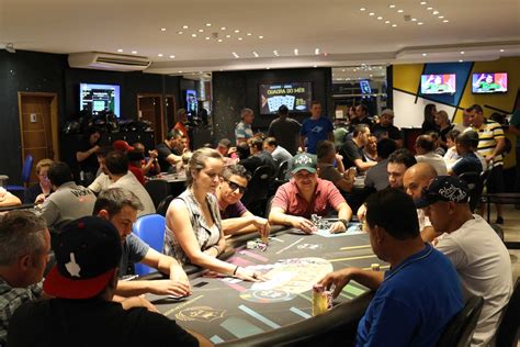 Italia Clube De Poker