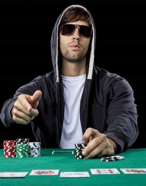 Joueur Poker Apertado Definicao