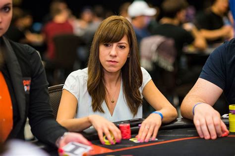 Kristen Bicknell Poker Perfil