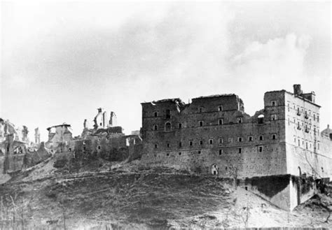 La Negociante De Cassino Escola El Monte